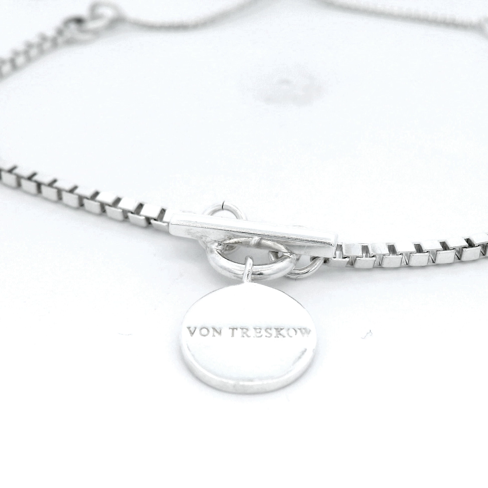 Von Treskow Adjustable Box Chain Bracelet With 'VT' Toggle