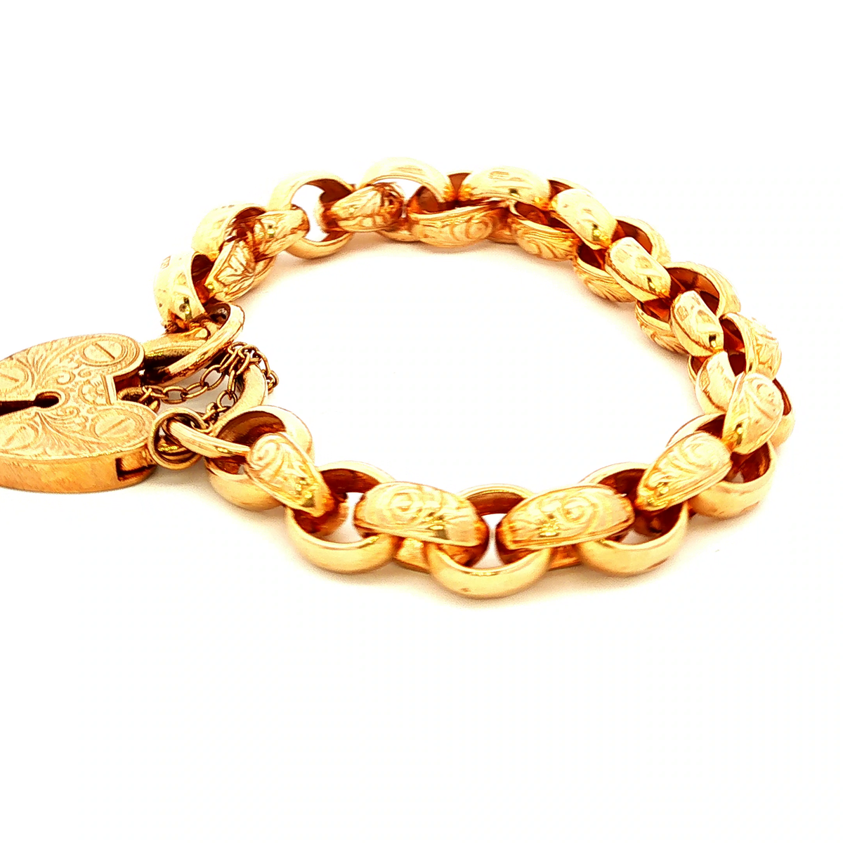 Solid Plain & Engraved Belcher Bracelet in Yellow Gold