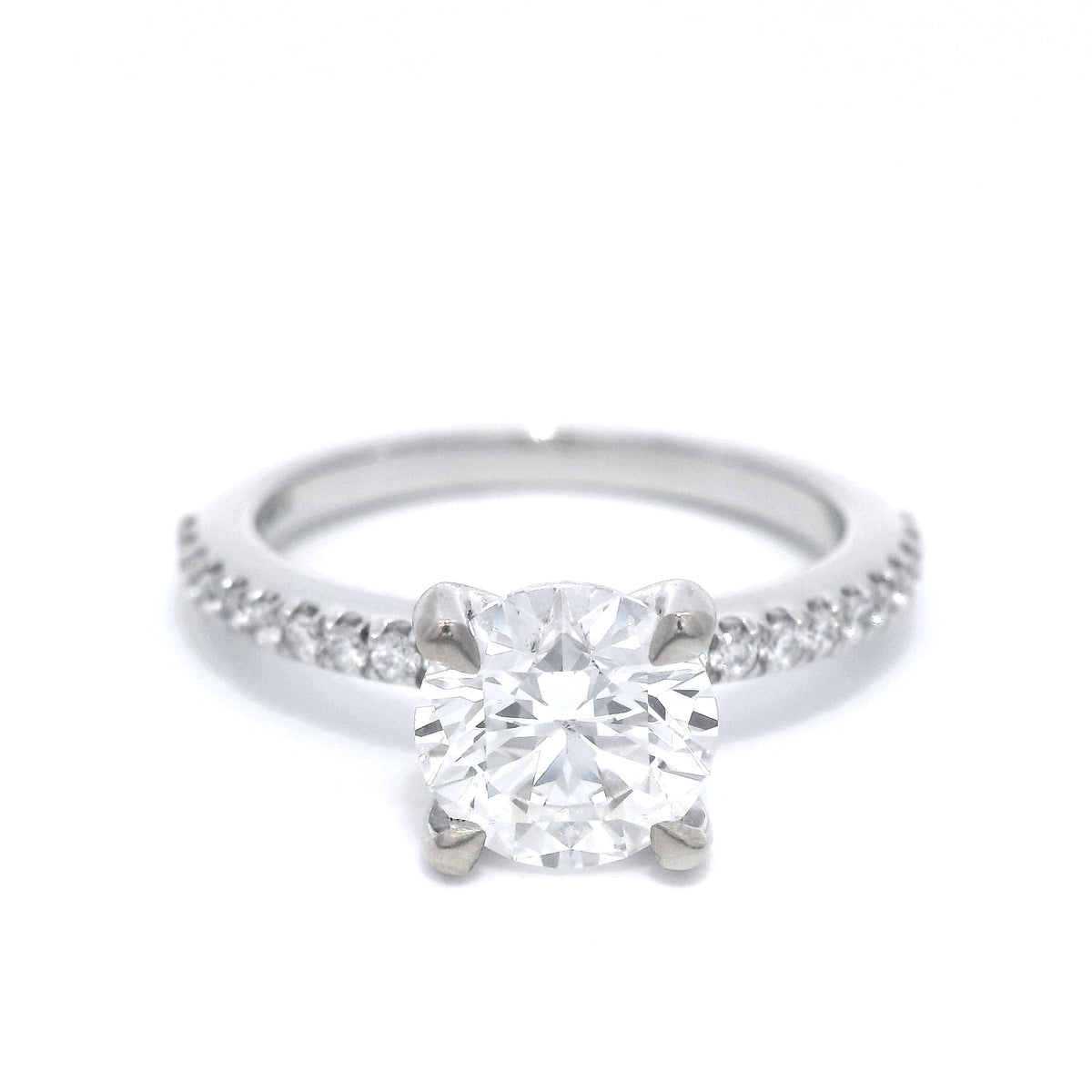 18 Carat White Gold Diamond Dress Ring