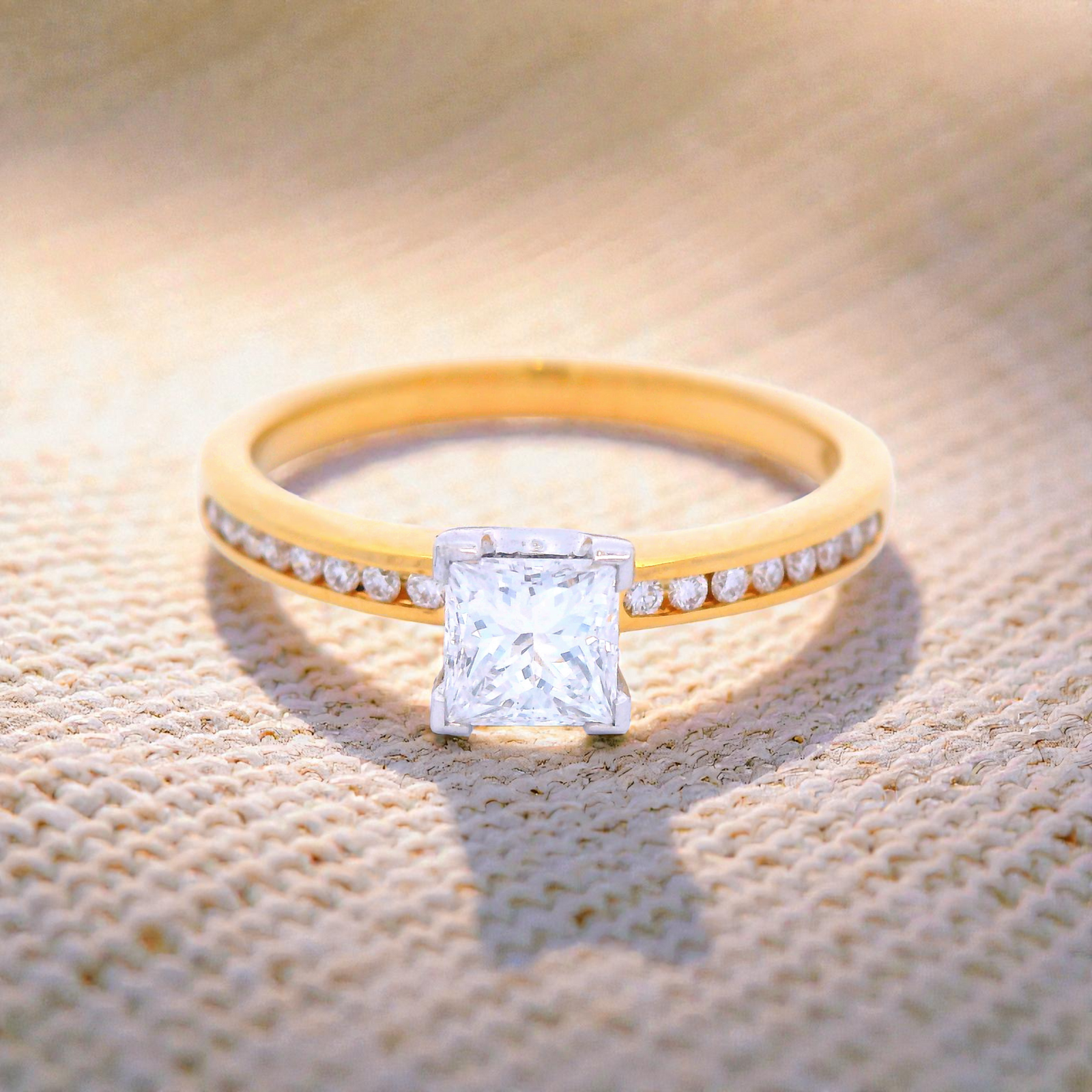 Princess Cut Diamond Set in Yellow Gold
