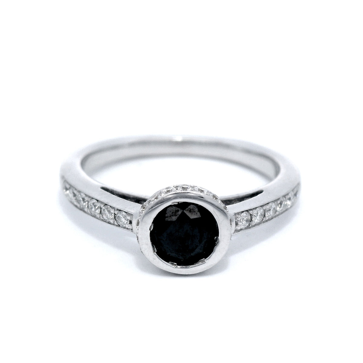 Black Diamond Ring in 18 Carat White Gold