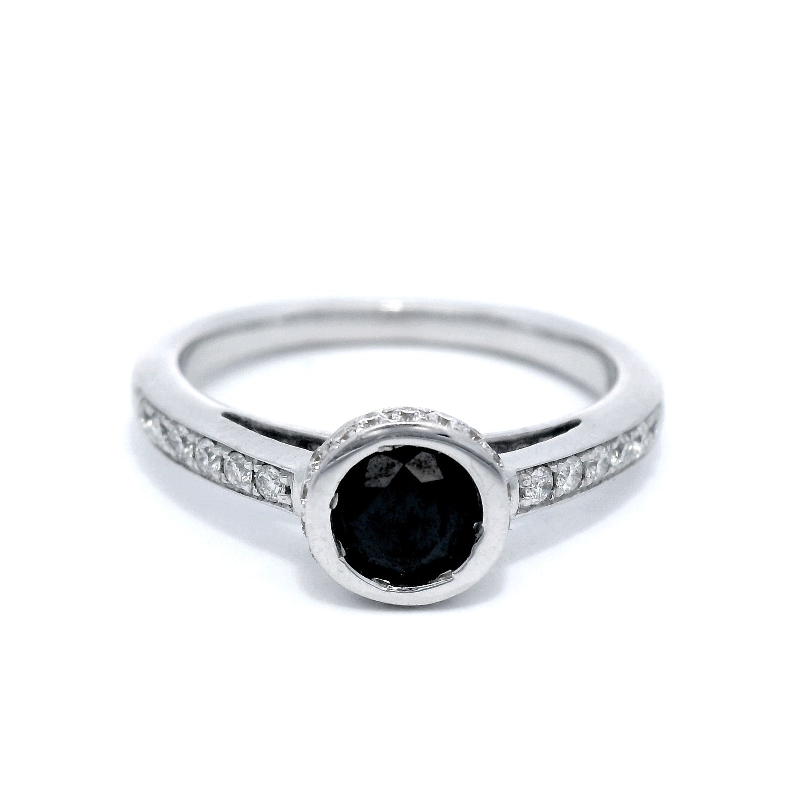 Black Diamond Ring in 18 Carat White Gold