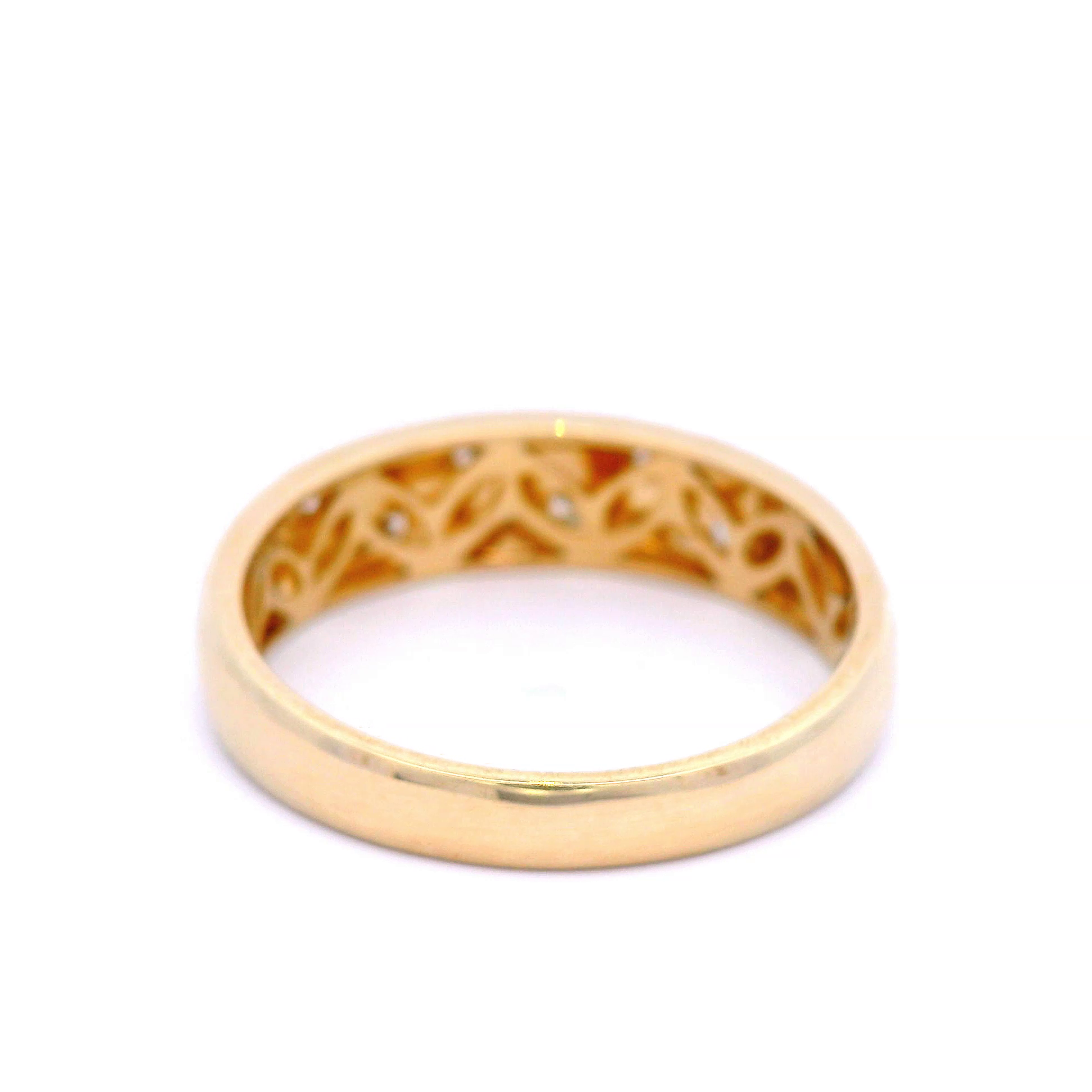 Hammer Set Diamond Dress Ring in 9ct Yellow Gold