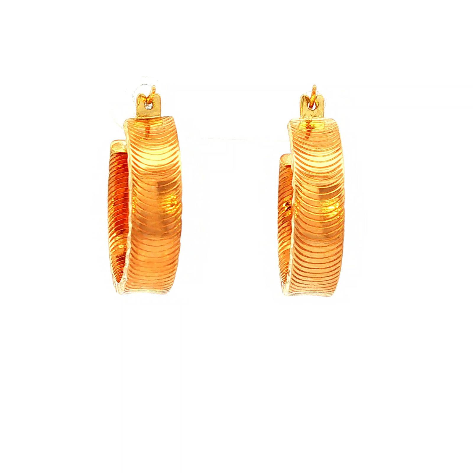 Flat Diamond Cut Edge Hoop Earrings in Yellow Gold