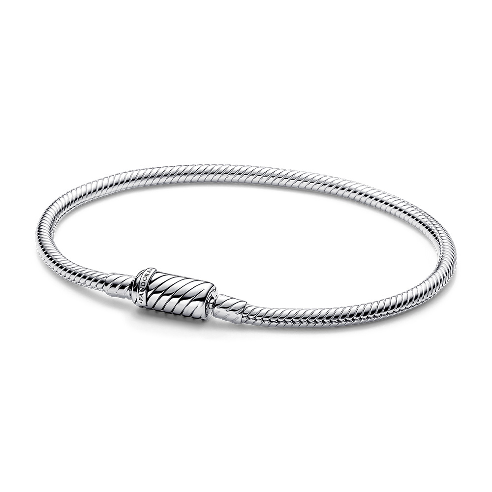 Snake chain sterling silver bracelet with magnetic clasp