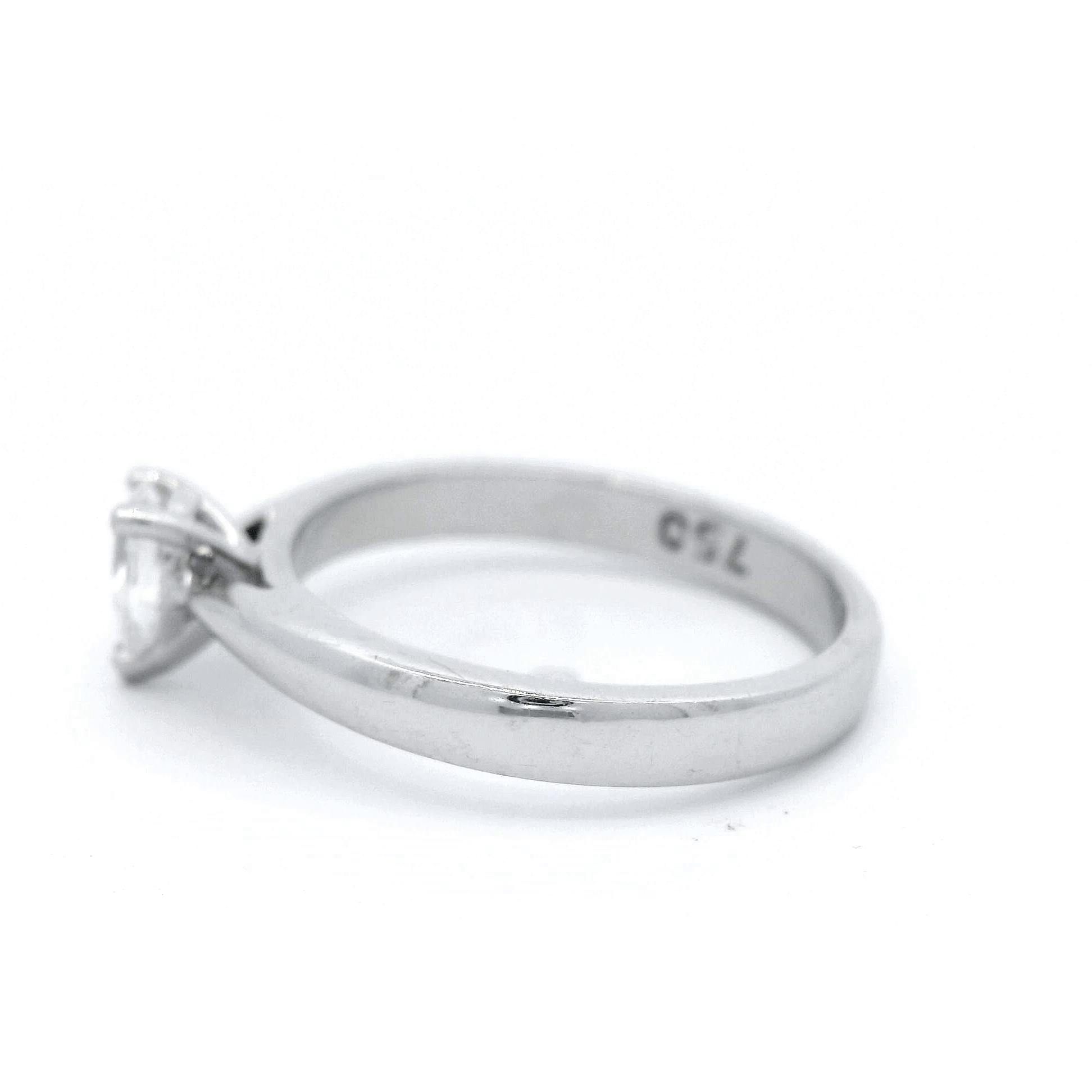 Pear Shaped Diamond Set in White Gold