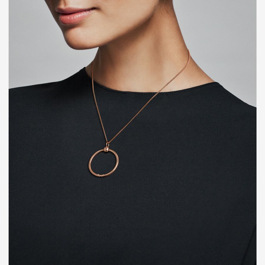 Pandora Moments Medium O Pendant