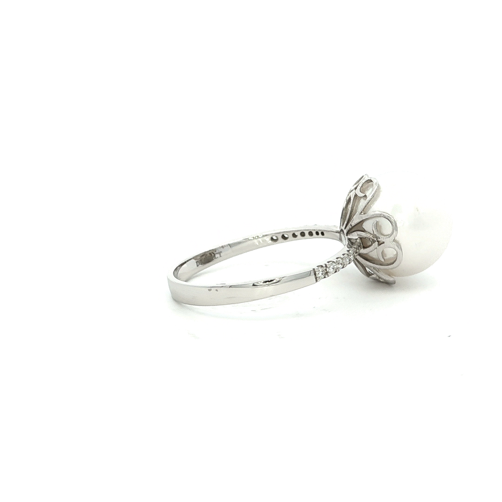 White Gold South Sea Pearl and Diamond Ring