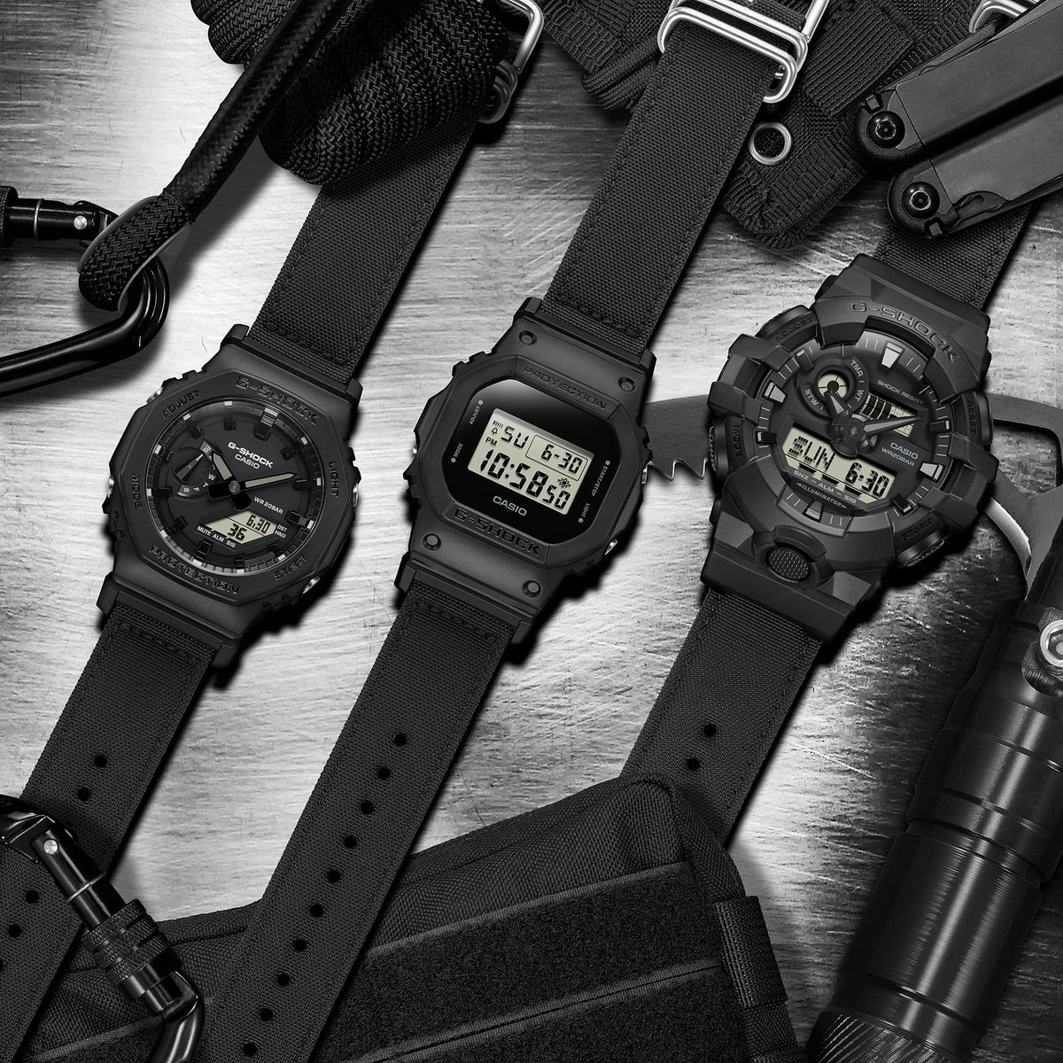 G-SHOCK Men's Resin Analogue Digital Watch GA700BCE-1A