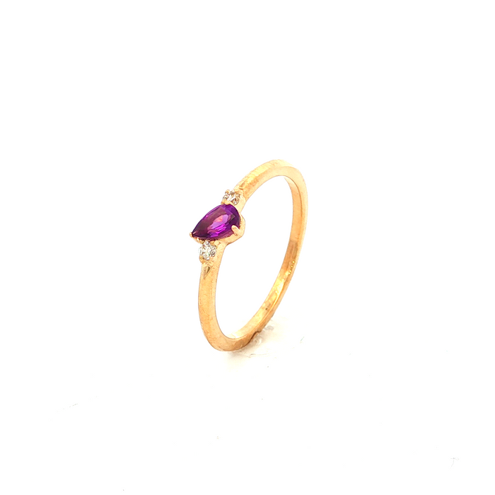 Pear Amethyst Dress Ring in Yellow Gold