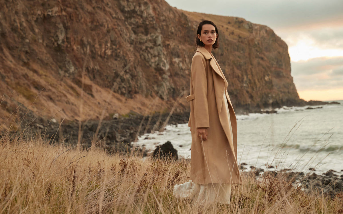 Kirstin Ash Fold Bangle