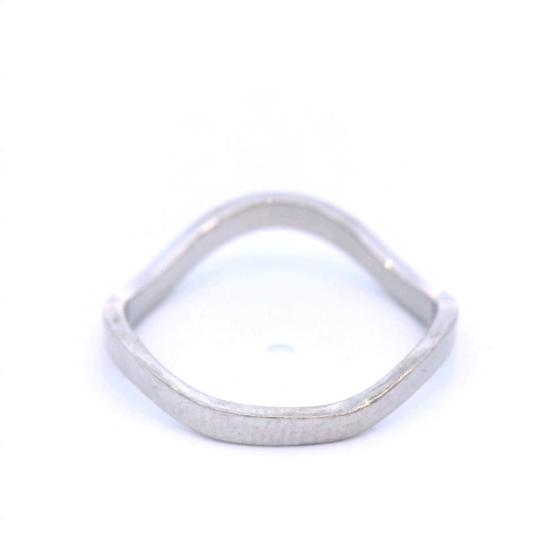 9CT WHITE GOLD PLAIN WAVE RING