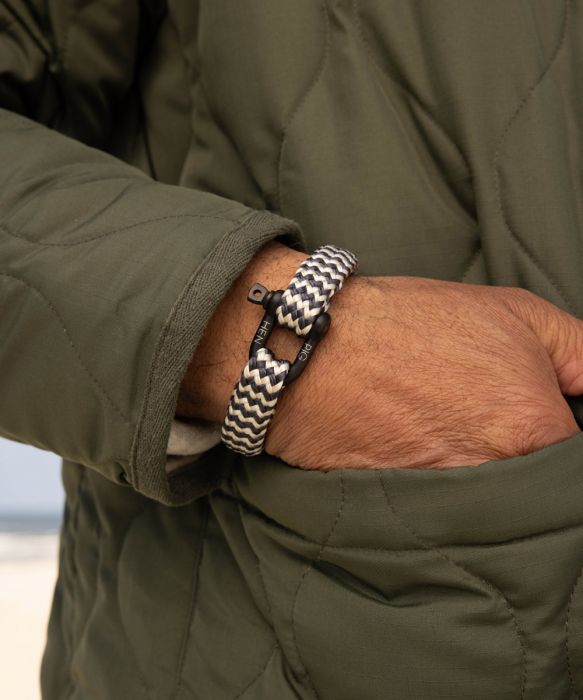 Gorgeous George Slate Gray/Black