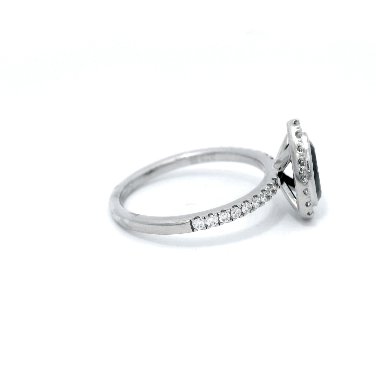 9ct White Gold Ring with a Black Diamond Centre
