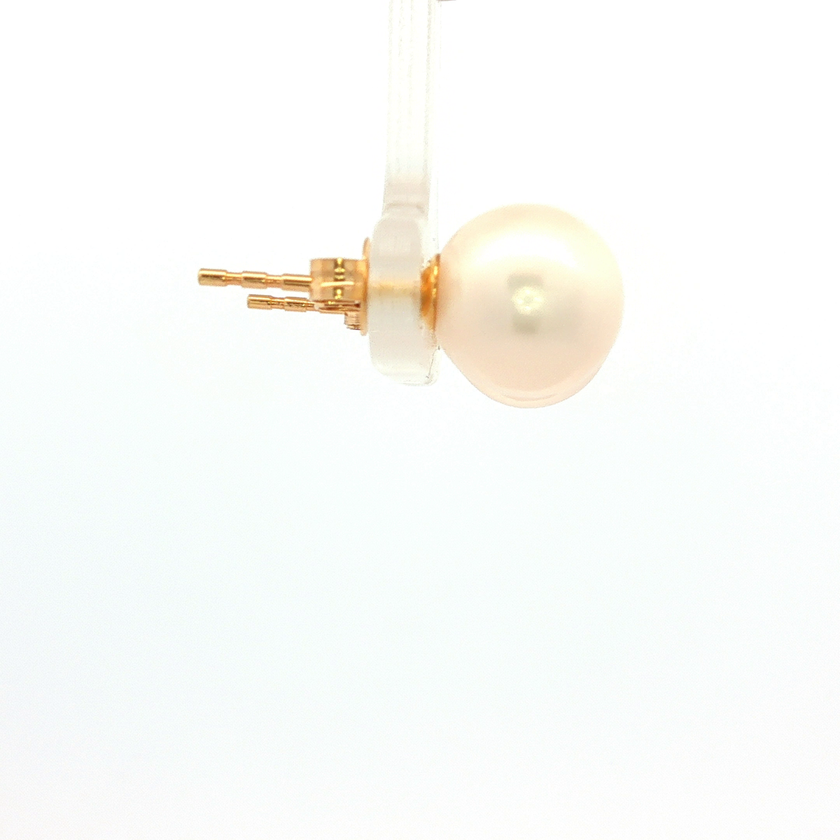 The Cosmic Moon Studs 9.5-10mm Pearl