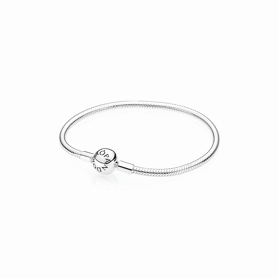 MOMENTS Smooth Silver Clasp Bracelet