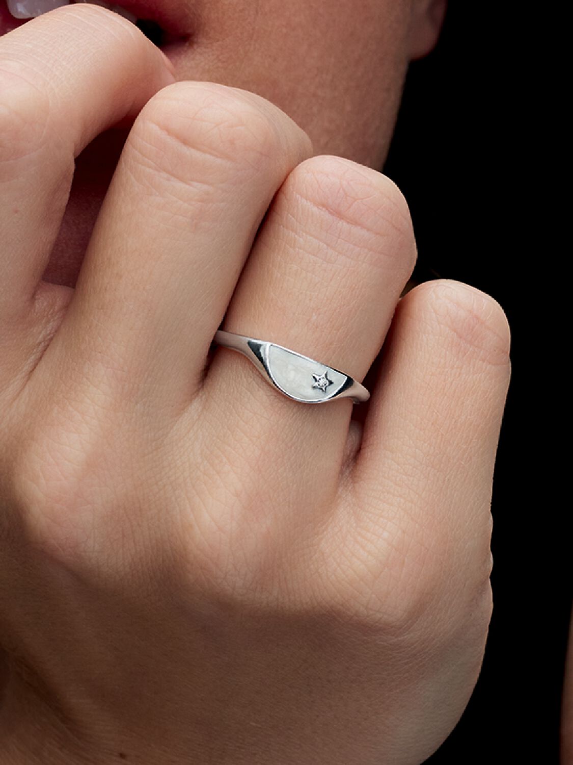 Pandora ME Halved Enamel Signet Ring