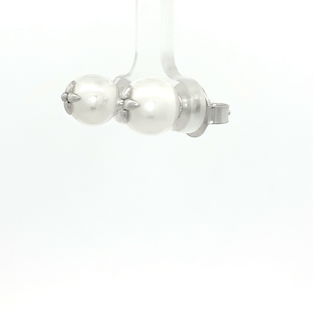 Engelsrufer Silver Stud Earrings with Pearl