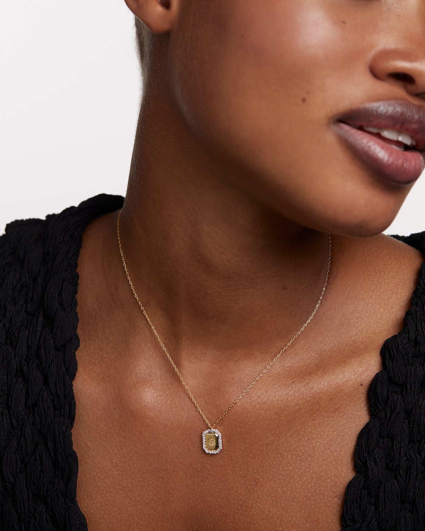 PDPAOLA Capricorn Necklace Engraved In Octagonal Pendant