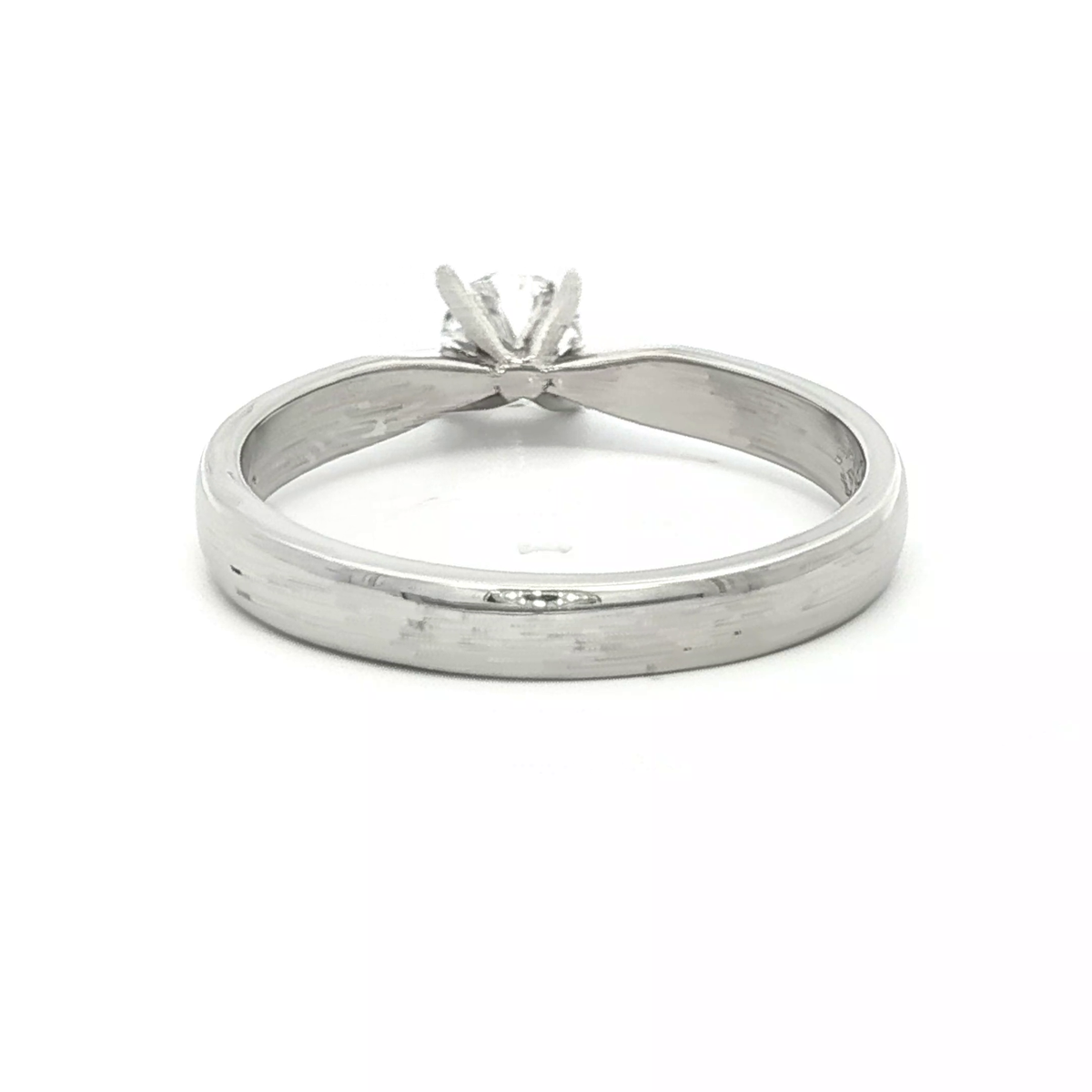 Diamon Set in White Gold Engagement Ring