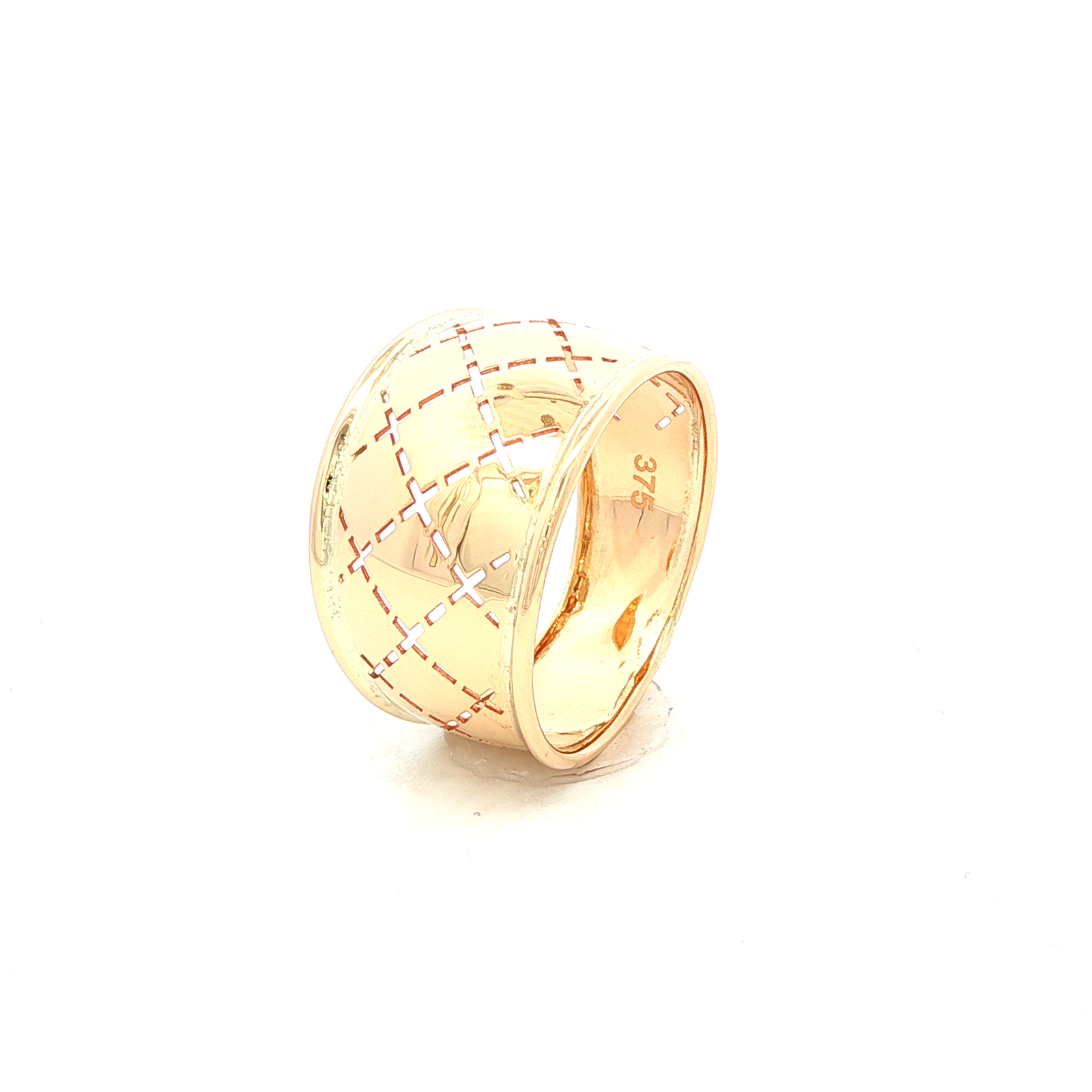 Wide Checked Dress Ring in Yellow Gold