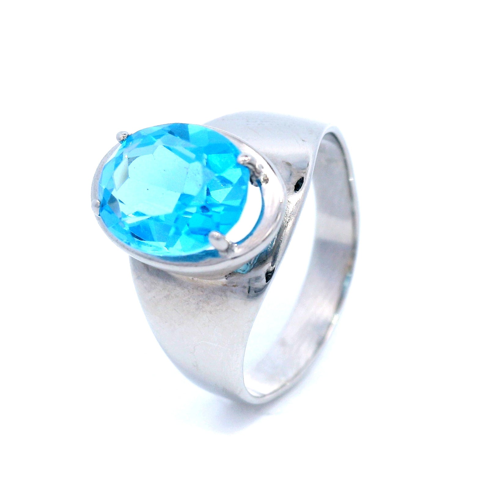 Large Blue Topaz Dress Ring in White Gold