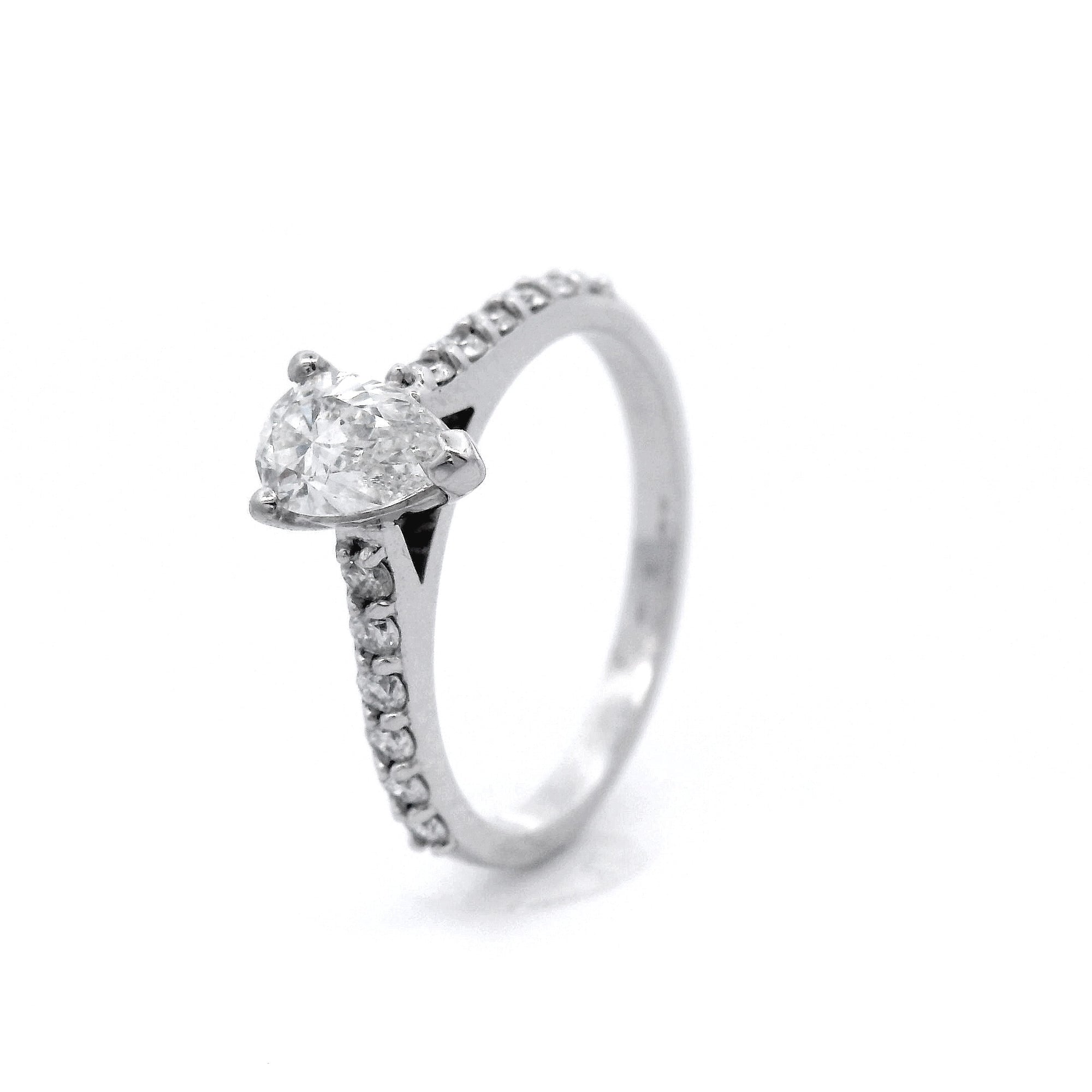 Pear Cut Diamond Set in White Gold