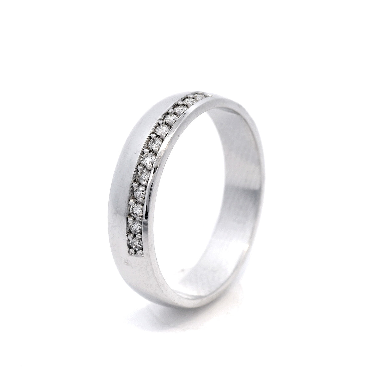 18 CARAT WHITE GOLD DIA SET WEDDER SZ N