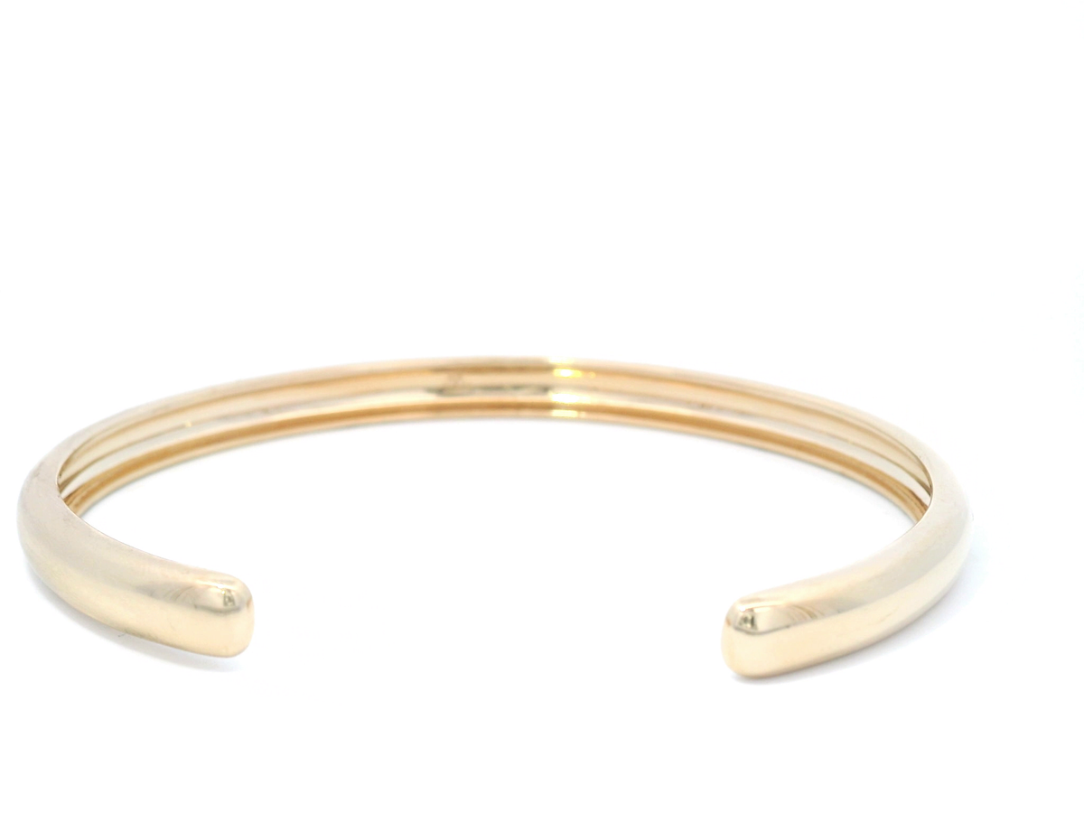 Hollow Bangle In Yellow Gold