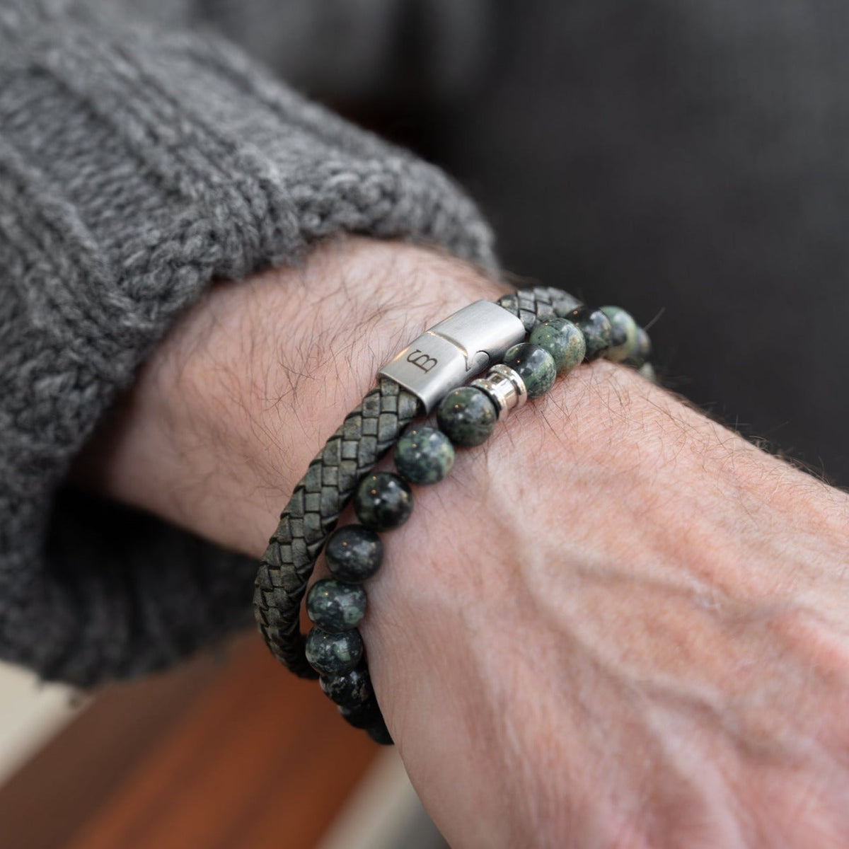 Riley - Dark Green -8mm Leather Box Braided Bracelet