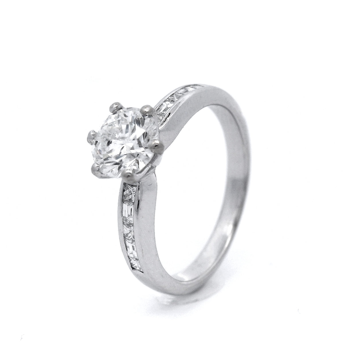 Shoulder Cut Diamond Ring Set in White Gold