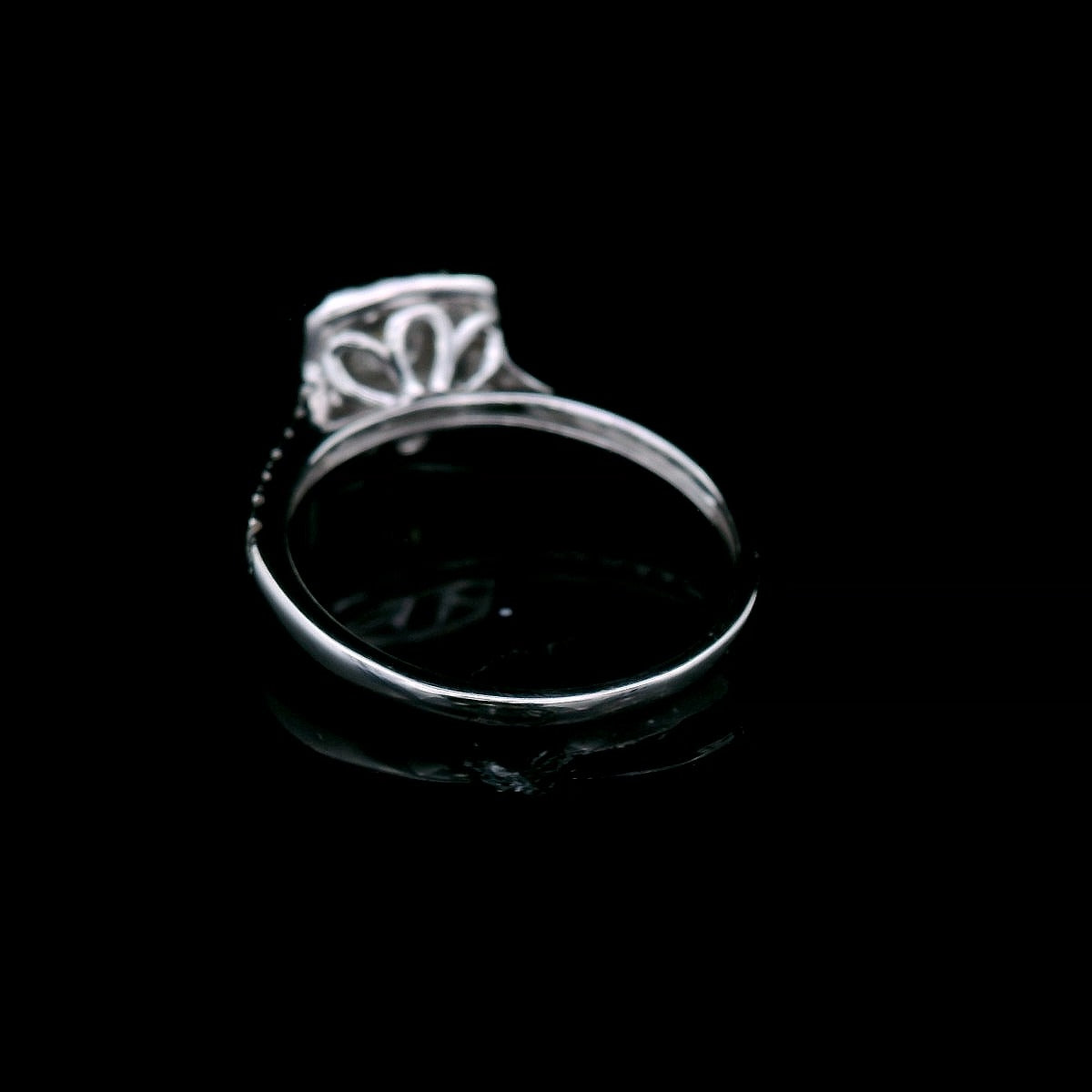 9 Carat White Gold Diamond Ring