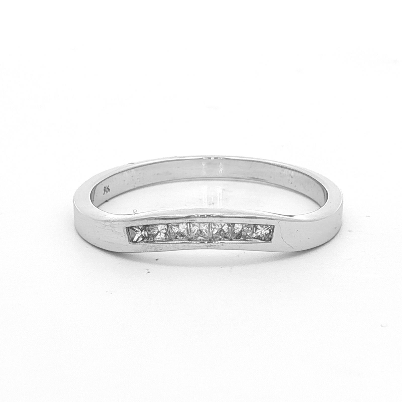 Curved White Gold Princess Cut Diamond Ring