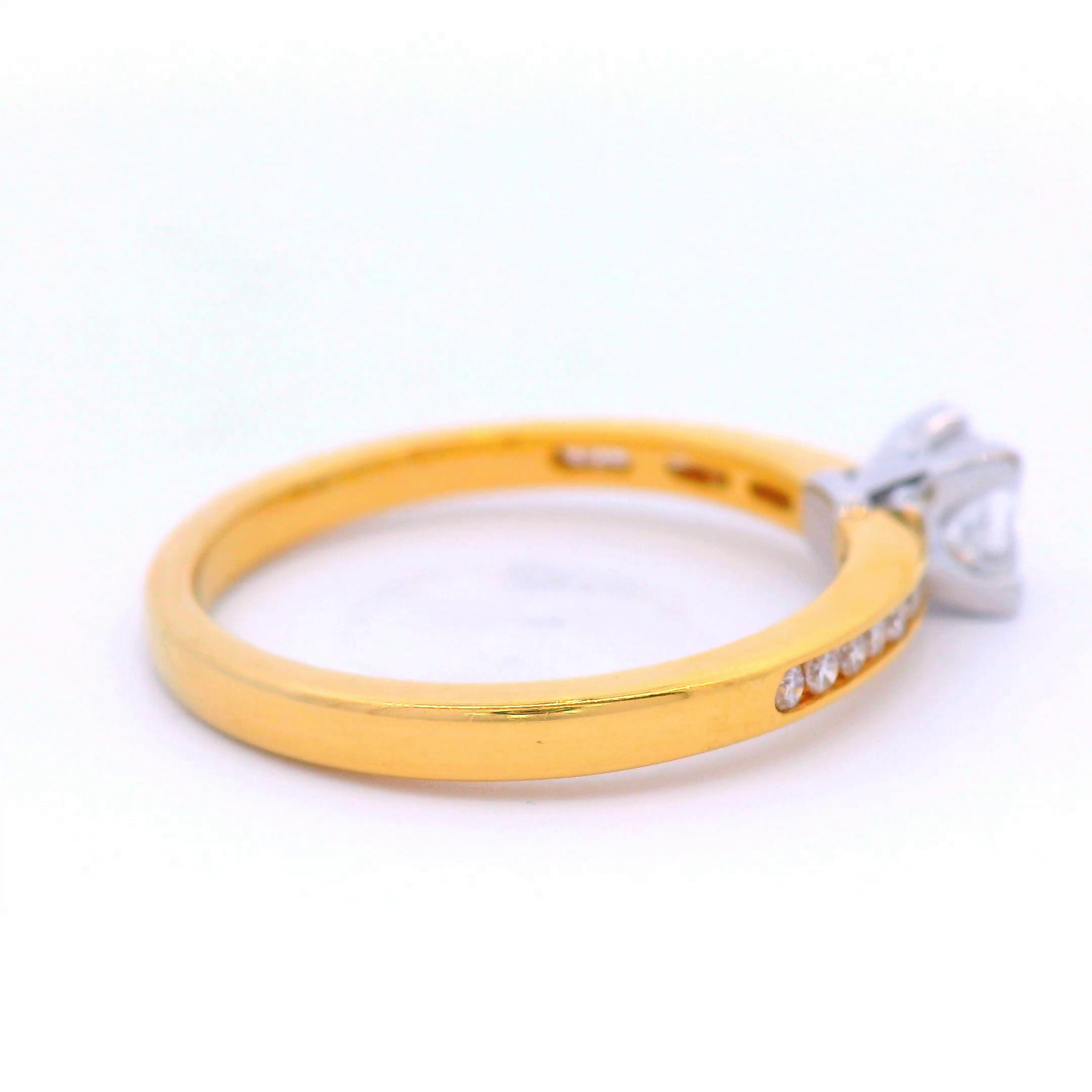 Diamond Set in Yellow Gold Ring