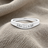 Curved Diamond Princess Cut in White Gold