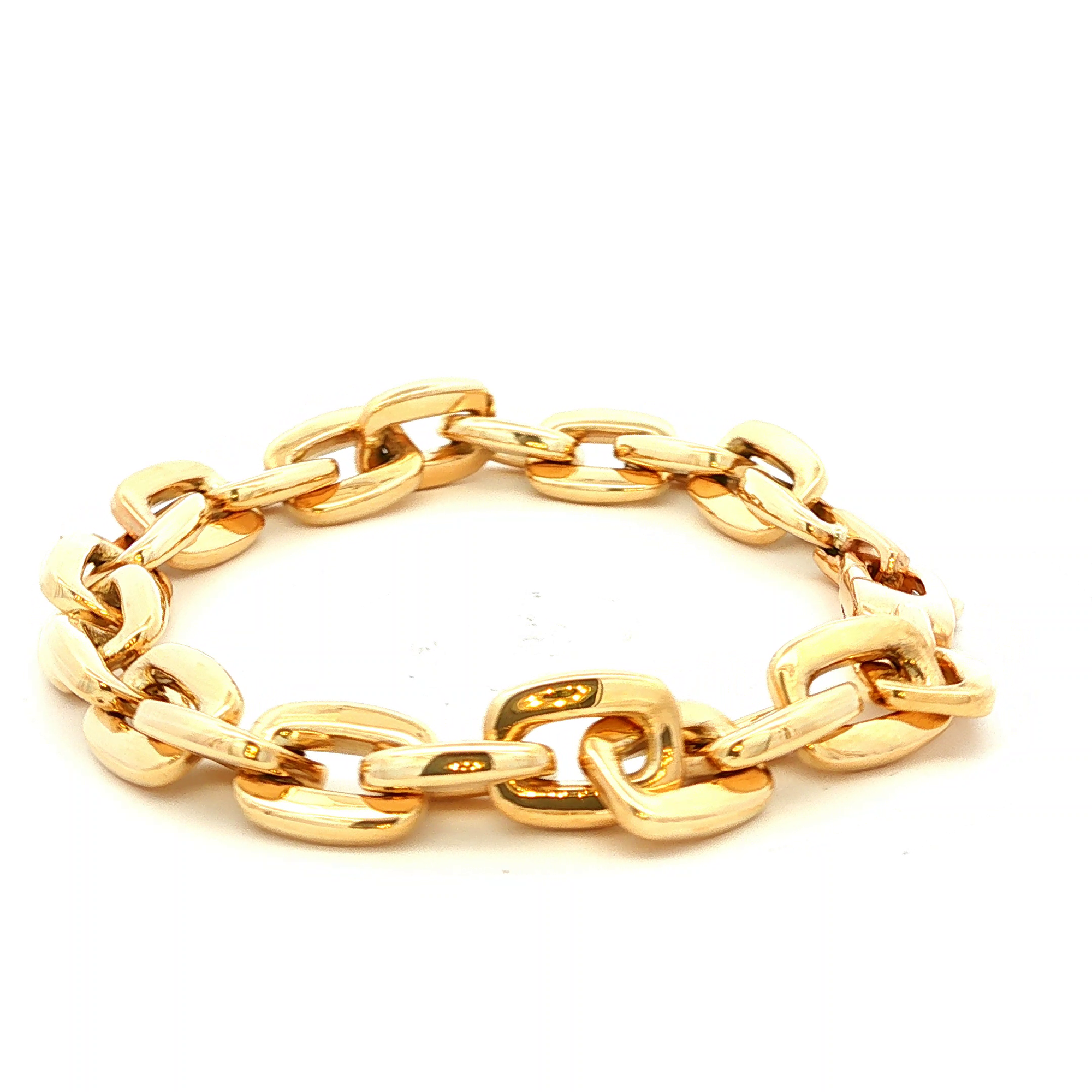 Square Link Chain Bracelet in Yellow Gold