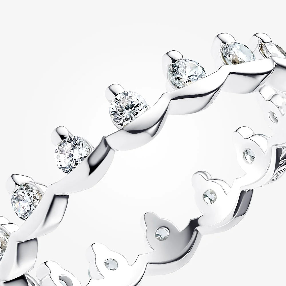 Pandora Sparkling Regal Band Ring
