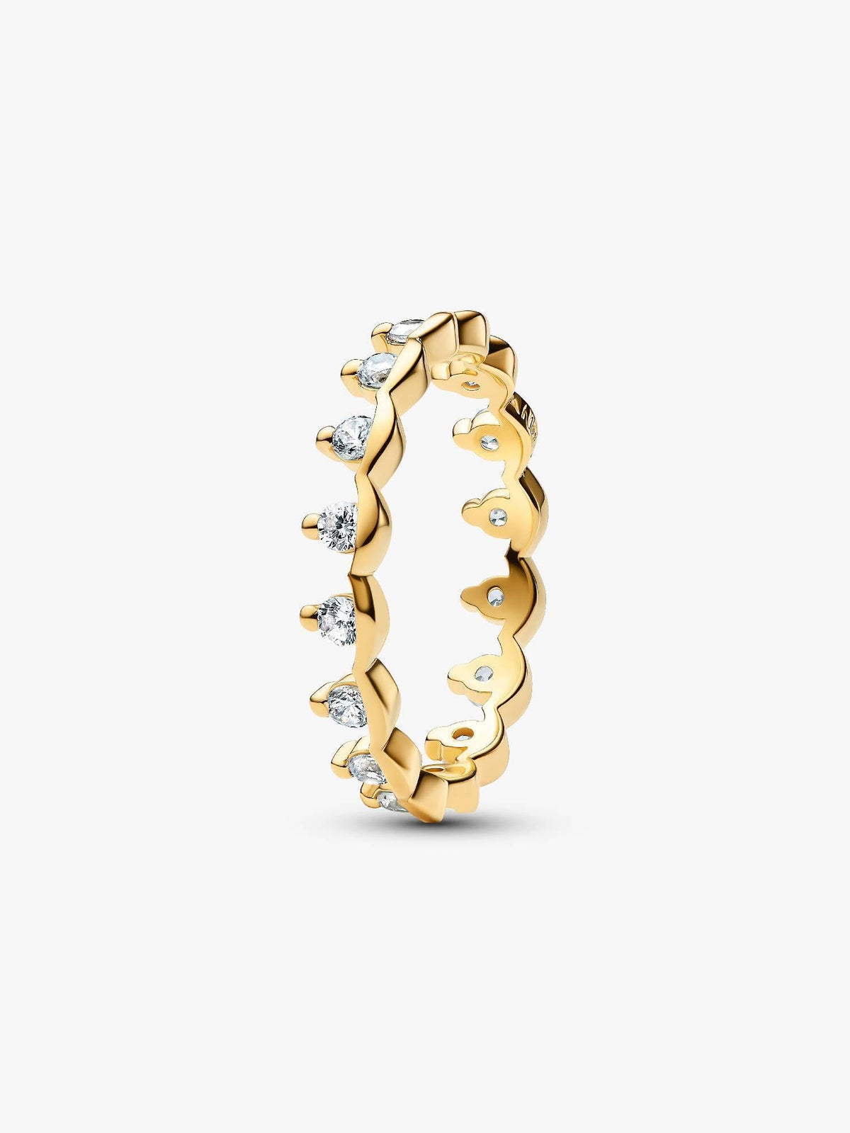 Pandora Sparkling Regal Band Ring