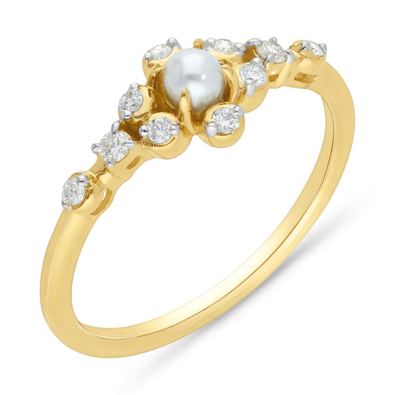 Fresh Water Pearl and Diamon in 9ct Yellow Gold