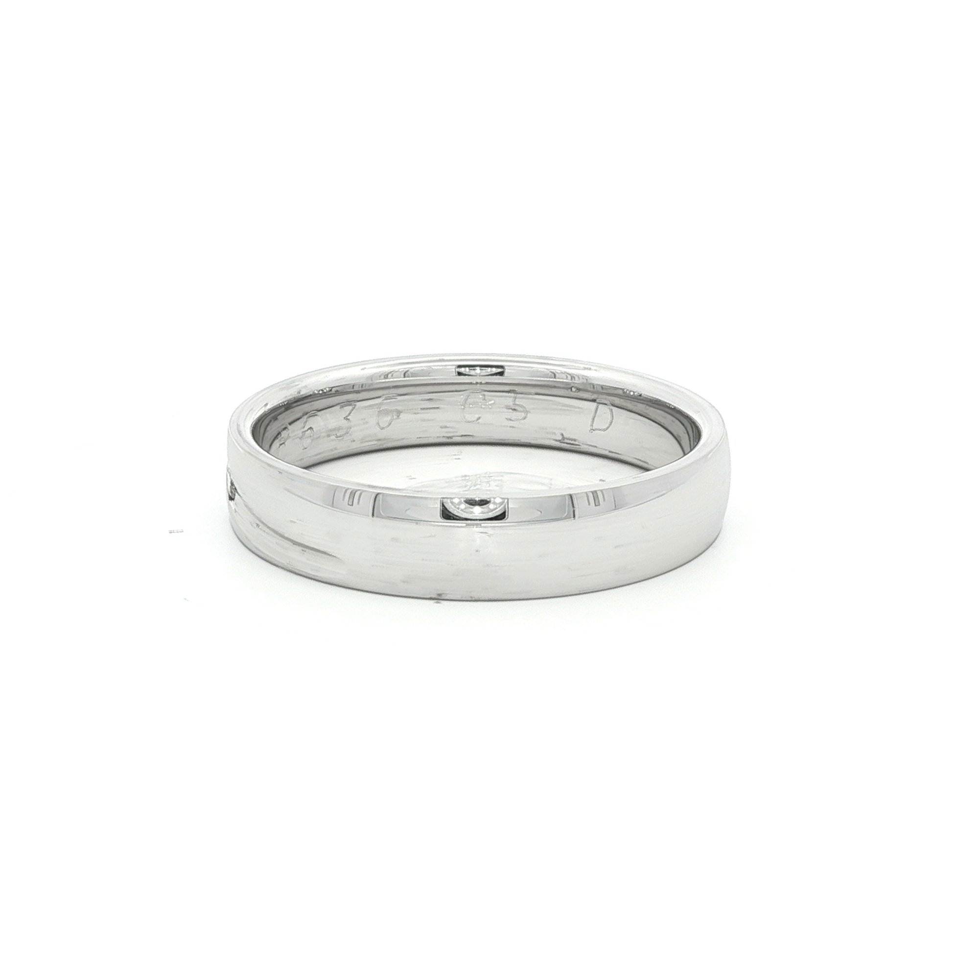 Platinum Band Ring with Round Brilliant Cut Diamond in White Gold