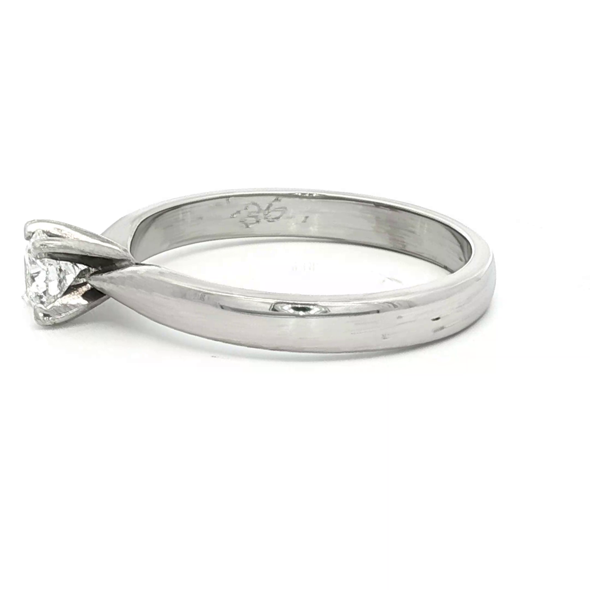 Diamon Set in White Gold Engagement Ring