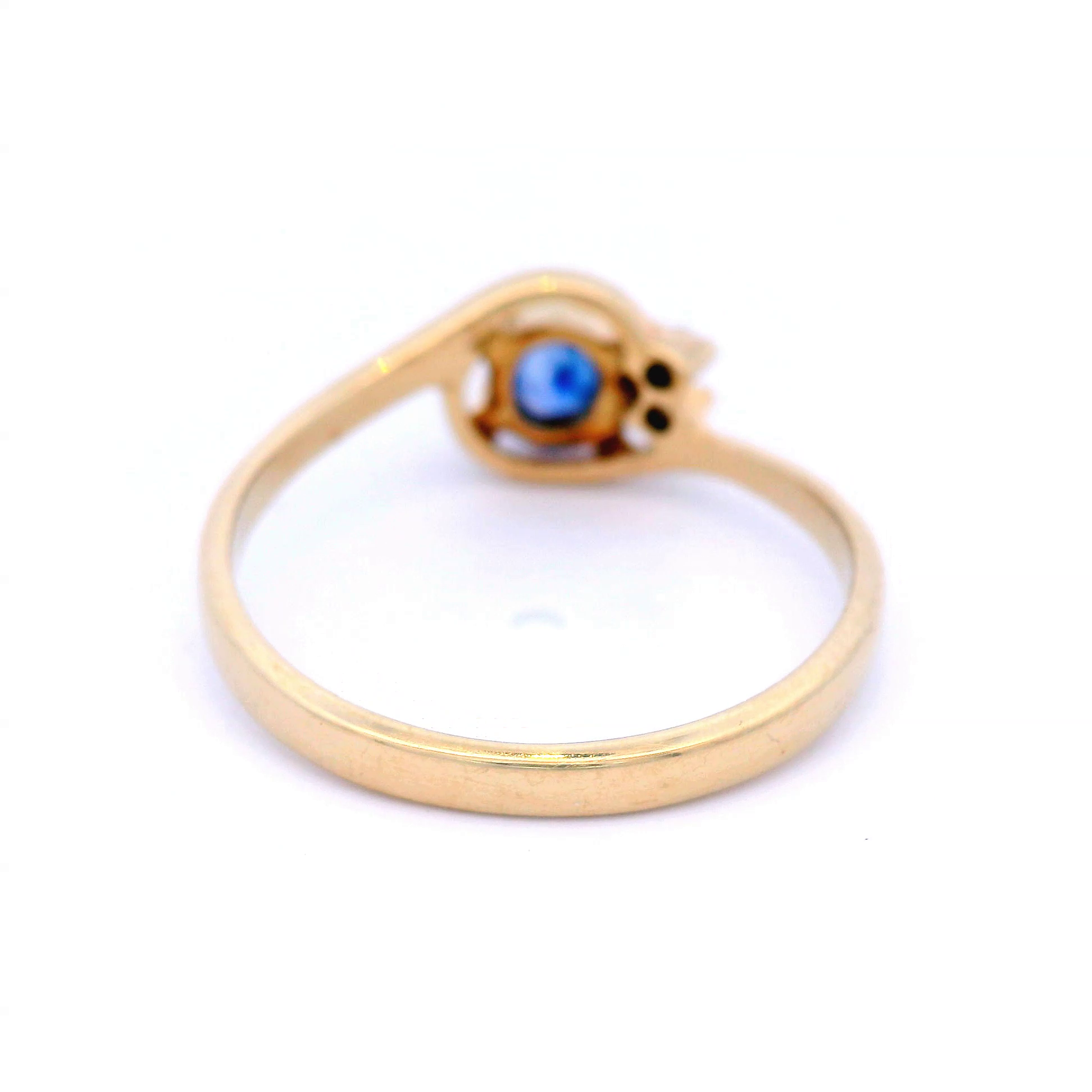 Blue Australian Sapphire Dress Ring Set in Yellow Gold