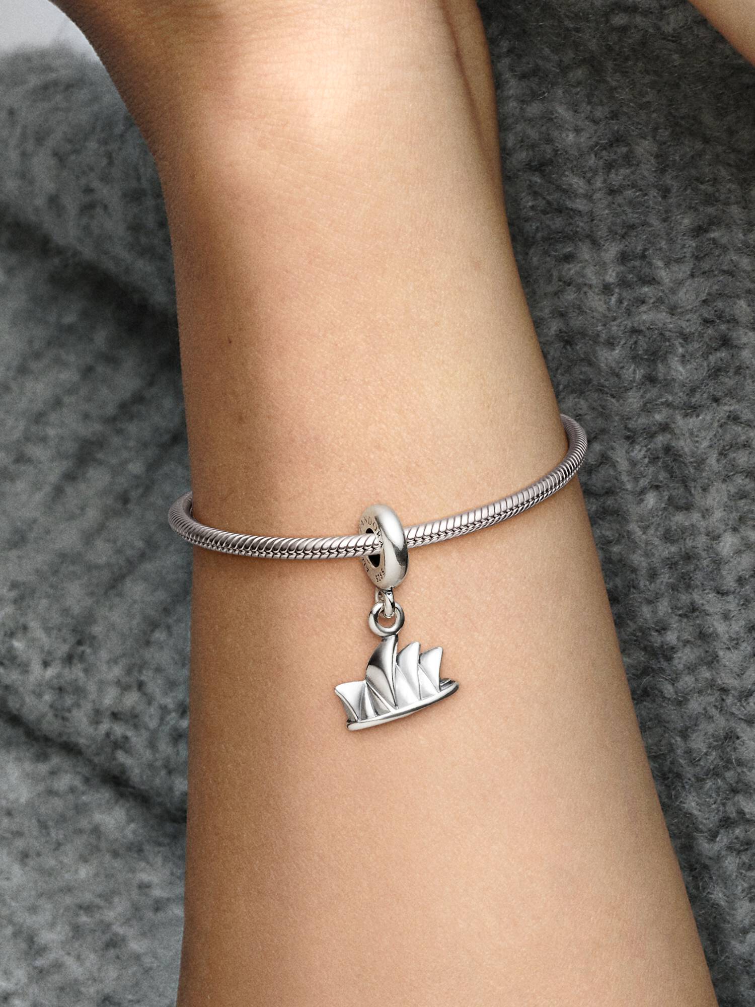Pandora Sydney Opera House Dangle Charm