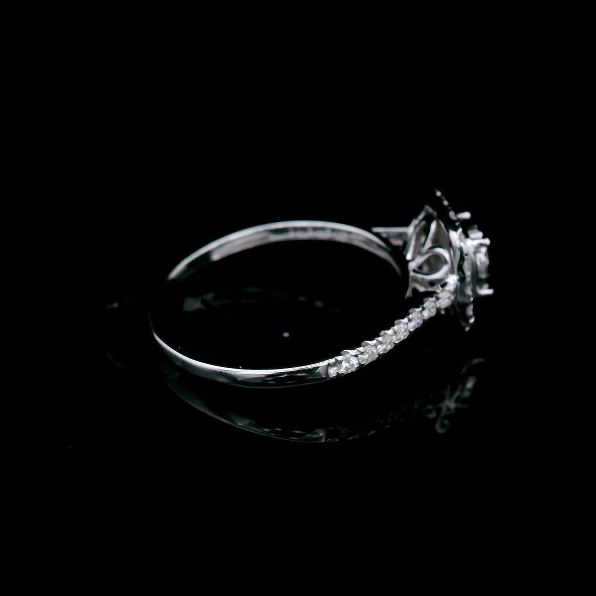 9 Carat White Gold Diamond Ring