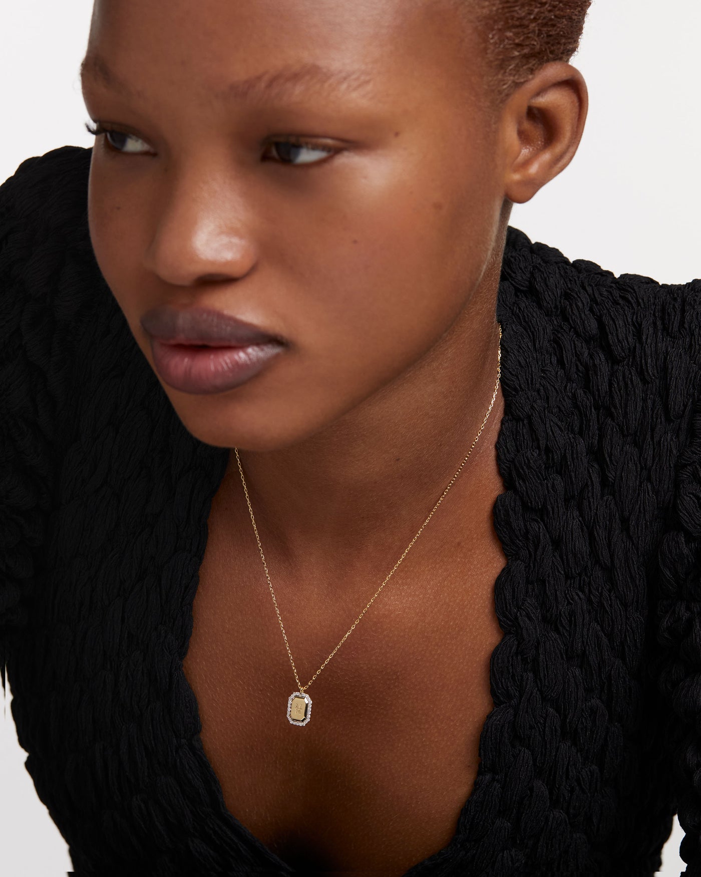 PDPAOLA Capricorn Necklace Engraved In Octagonal Pendant