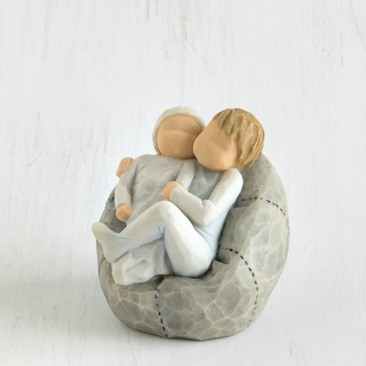 Willow Tree  - My new baby (sky)