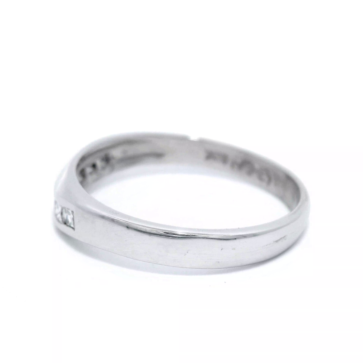 Princess Cut Diamond Set Ring in White Gold