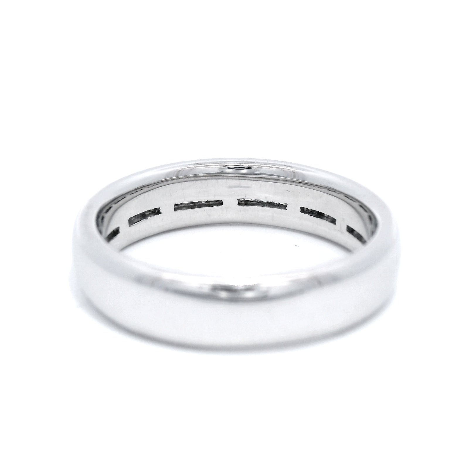 18 CARAT W/G DIA SET WEDDER SET WITH .23CT SMALLS SZ N