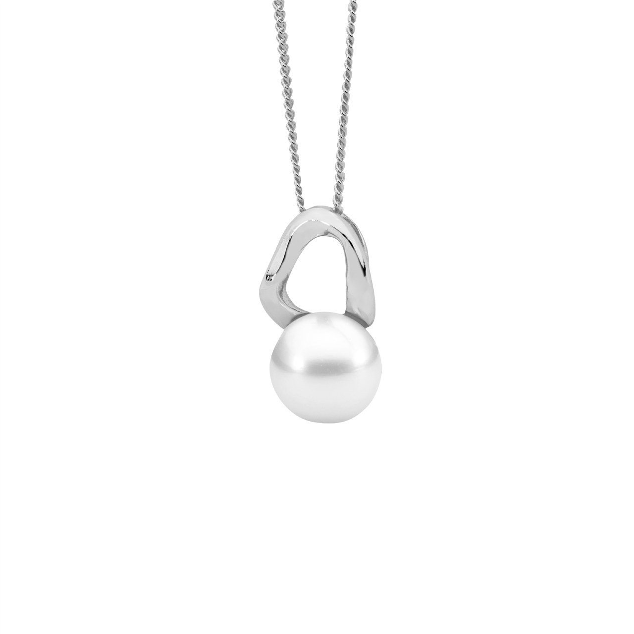 Ellani Freshwater Pearl Pendant