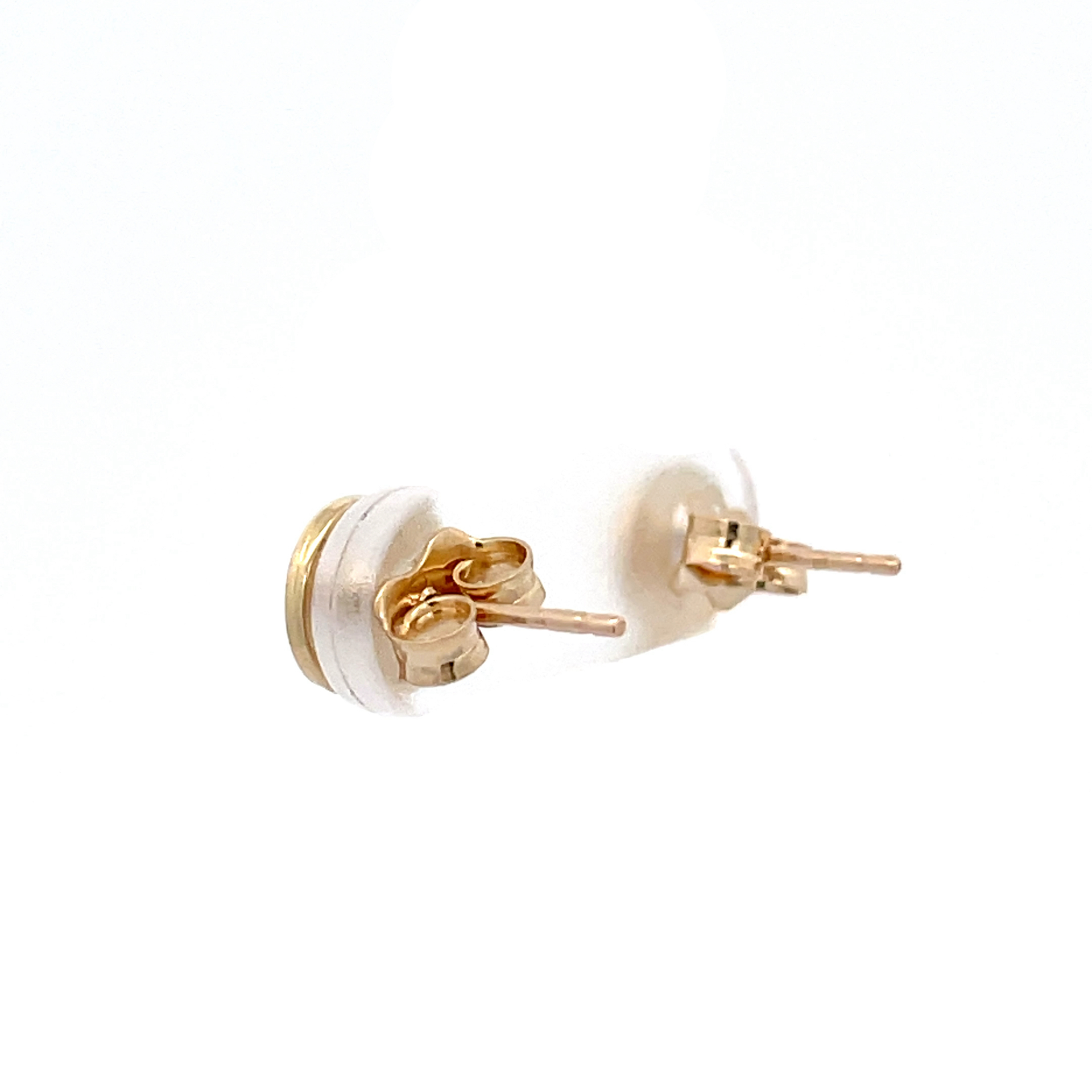 Disc Stud with Brush/Shiny Finish in Yellow Gold